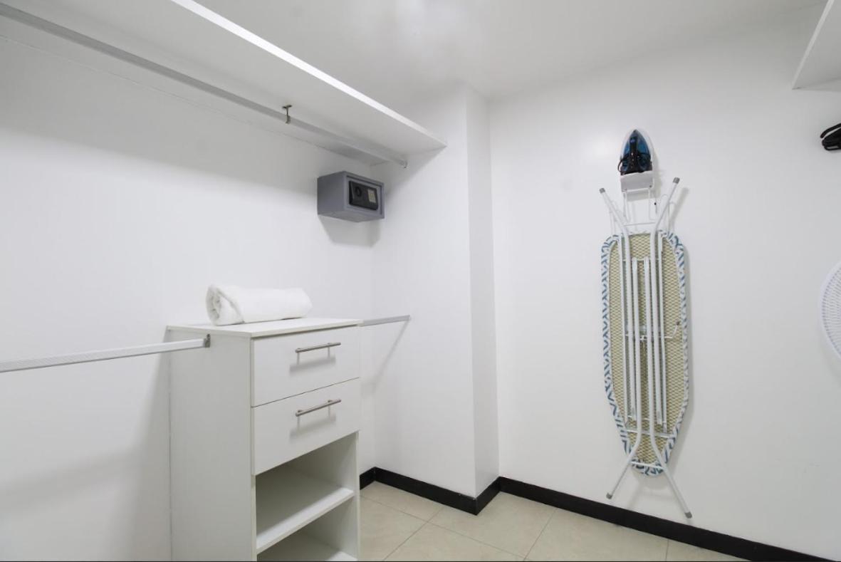 Puerto Santa Ana Luxury Suites Guayaquil Exterior photo