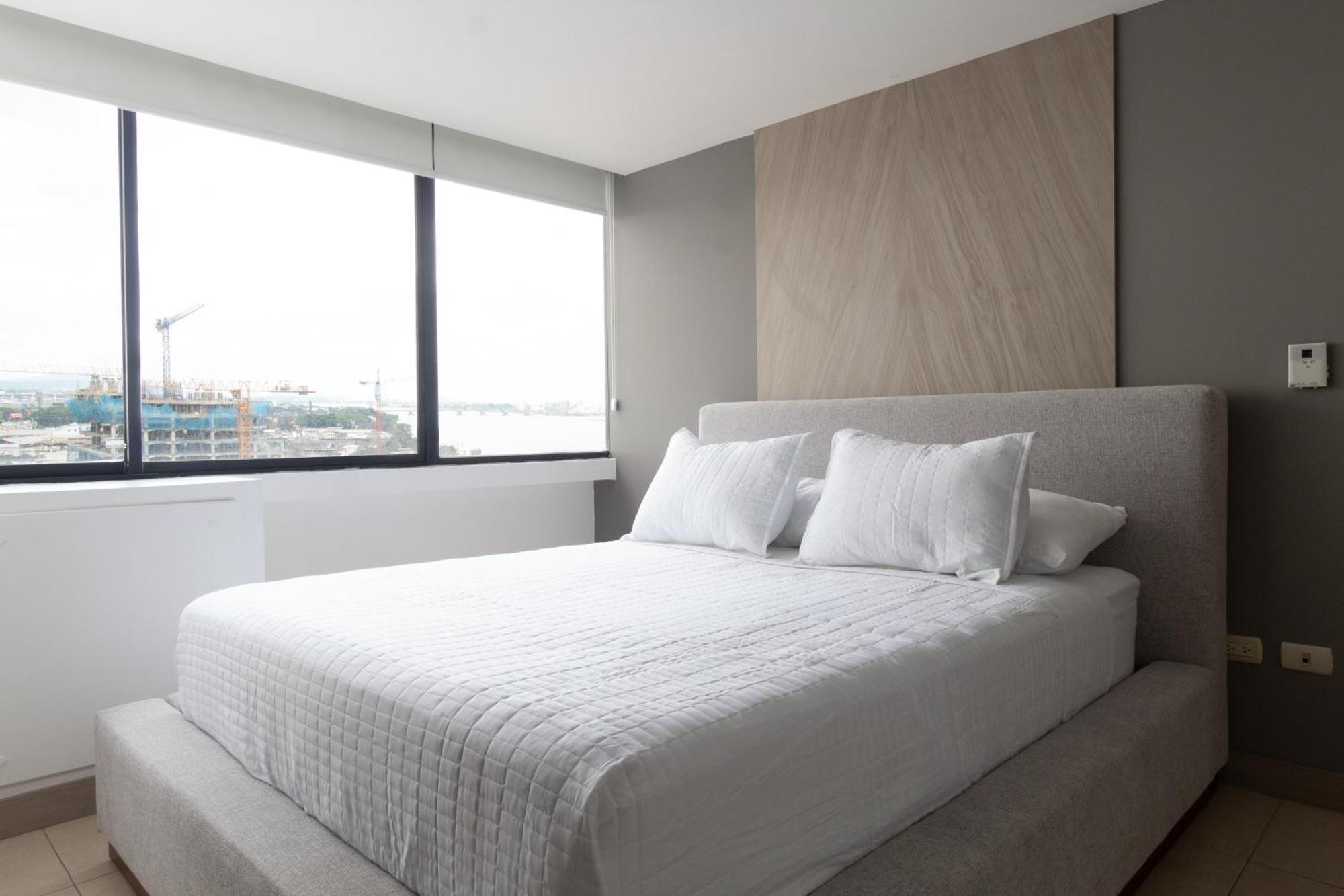 Puerto Santa Ana Luxury Suites Guayaquil Exterior photo